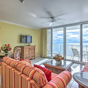  Apartment Beachfront With Emerald Amenities United States
